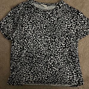 Free People (brand: Dee Elly), Size Small Tee Shirt